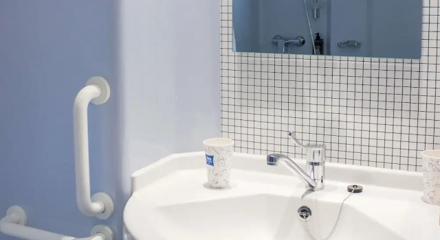 Одноместный номер Standard ibis budget Lunel Porte de Camargue