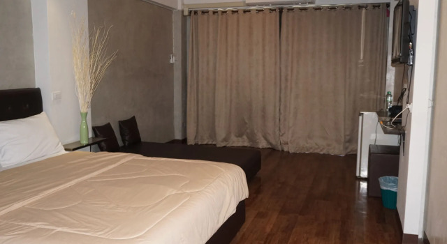 Thongtha Residence, Book Hotel Bang Phli Samut Prakan Province