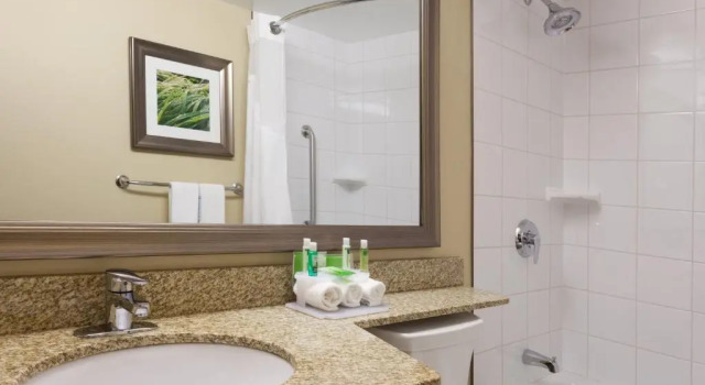 Номер Standard Holiday Inn Express & Suites Fredericton by IHG