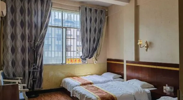 Yintai Hotel, Buchen Sie Hotel Hotels in Yunnan mit Parkplatz, Parkplätze