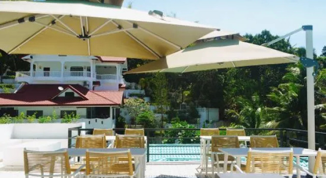 Phoenix.PG Diving Resort, Prenota Resort Hotel a Mindoro con piscina, Piscina