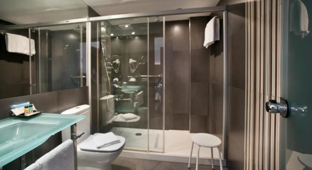 Номер Superior Ibis Styles Figueres Ronda