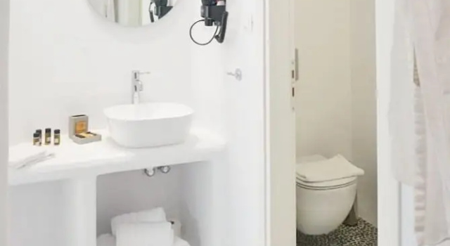 Четырёхместный семейный номер Standard Galini Hotel