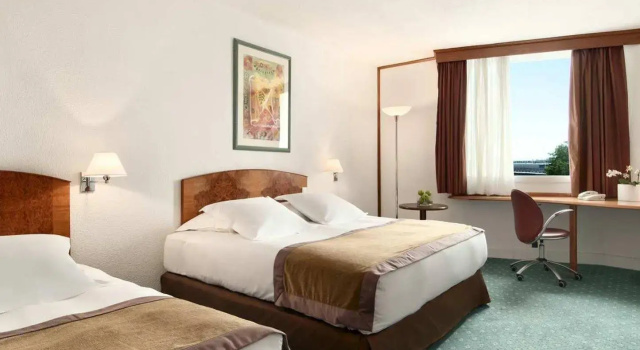 Hilton Paris Orly Airport, Забронировать Отель Отели Essonne 4 звезды, 4*