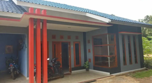Yati Homestay - Hostel, Prenota Ostello Muntuk Indonesia