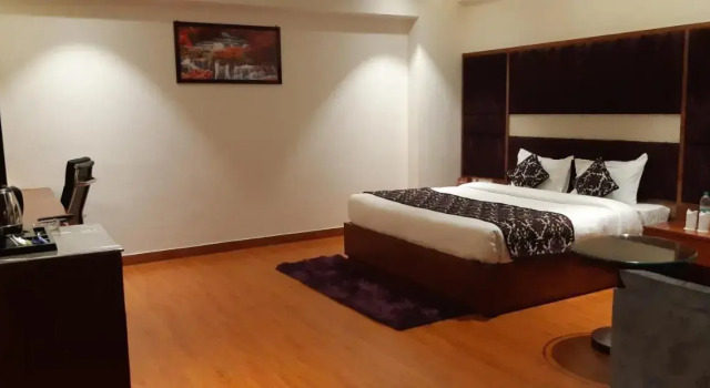 Grand Geet Hotel