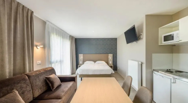 Апартаменты The Originals City - Hôtel Restaurant "Les Caps" - Lamballe - Saint-Brieuc Est
