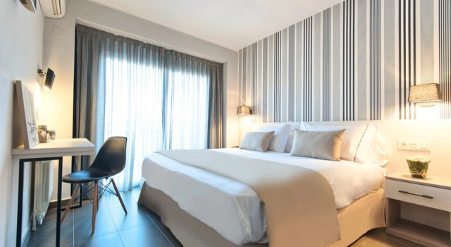 Двухместный номер Standard с балконом New Hotel Colon