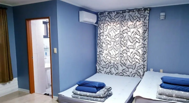 Коттедж с 3 комнатами Morning Beach Pension