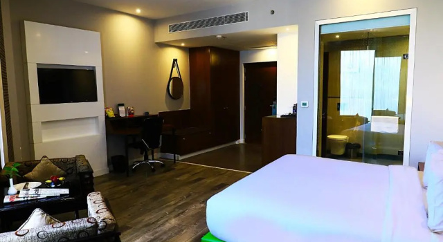 Двухместный номер Deluxe Country Inn & Suites By Radisson Jammu