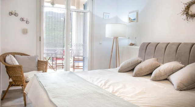 Suite Anemomiloi Studios