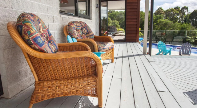 Te Moenga Lodge, Rezerwuj Hotel Hotele w Auckland Region z parkingiem, Parking