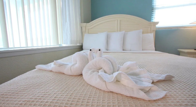 Двухместный номер Standard с видом на бассейн Crusader Oceanfront Resort