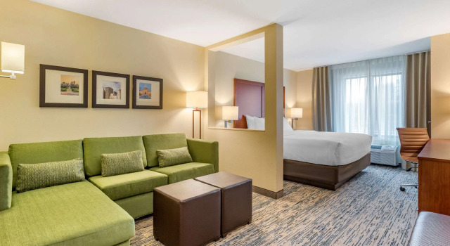 Двухместный люкс Comfort Inn & Suites West Des Moines