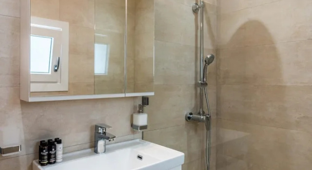 Люкс Цокольный этаж White Rock Milos Suites