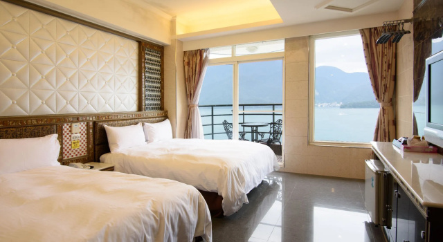 Семейный номер Standard с видом на озеро Shui Sha Lian Hotel