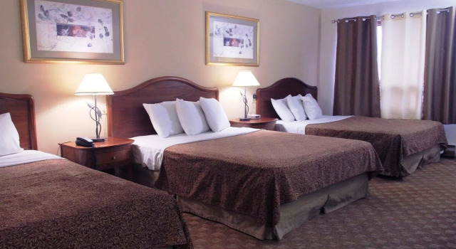 Canadas Best Value Inn-Niagara Falls, Buchen Sie Hotel Hotels in New York State mit Pool, Schwimmbad