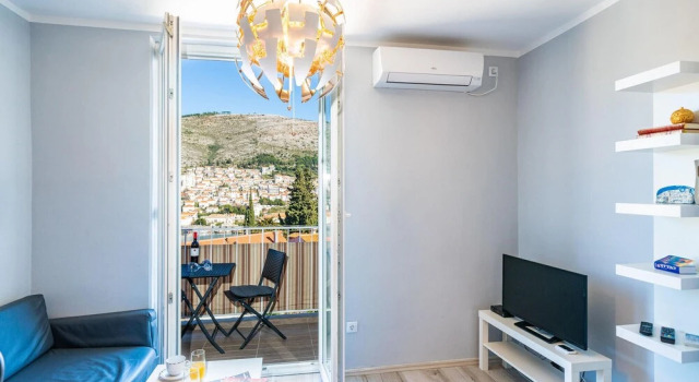 Awesome Apartment in Dubrovnik With 2 Bedrooms and Wifi