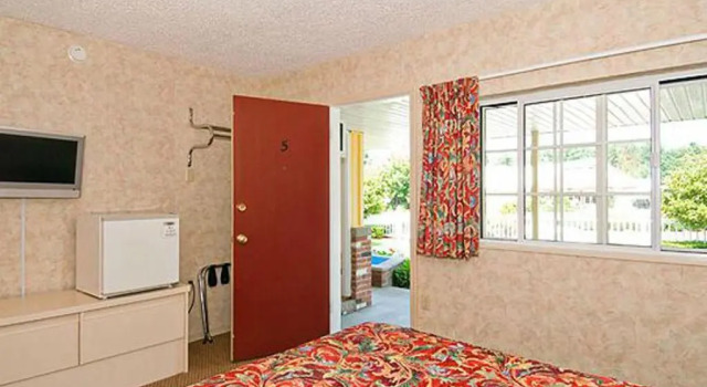 Двухместный номер Standard Colonel Williams Resort and Suites