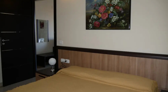 Residence Rosa, Prenota Hotel Piraino Sicilia