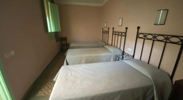 Трёхместный номер Standard Hotel Peninsular