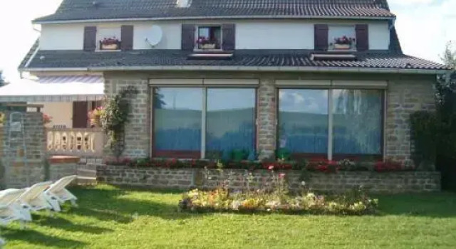 La Maison Ardennaise Chambres d'Hôtes, Buchen Sie Hotel Nouvion-sur-Meuse 