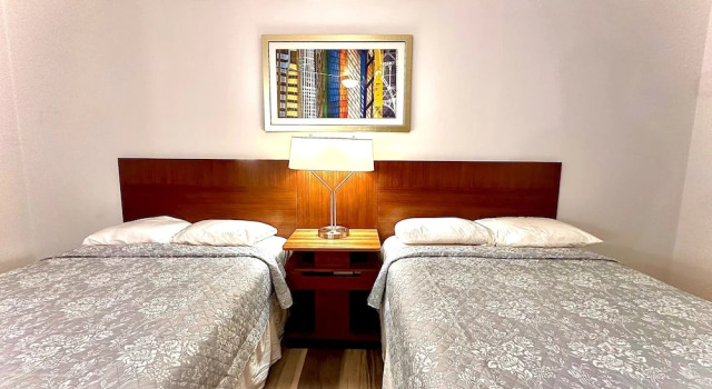 Четырёхместный номер Standard Budget Inn