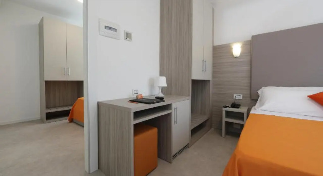 Hotel Simi Lan