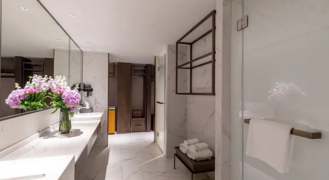 Люкс Executive Imperial Traders Elong Hotel