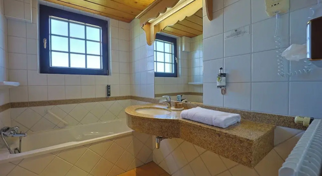 Номер Comfort Hôtel Arnold