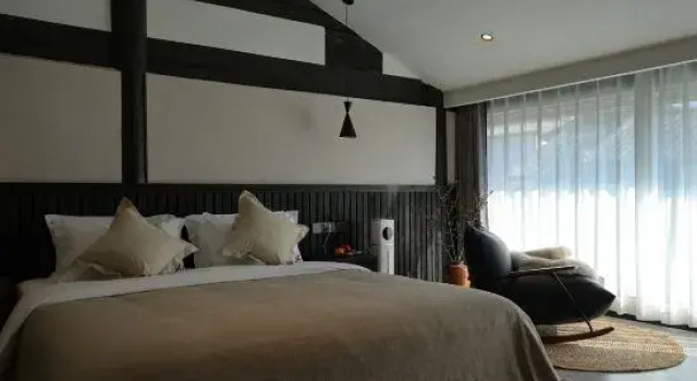 Люкс Luxury Golden Sunset CloudPeak International Grand Villa Resort, Xixiangyuan, Baisha Ancient Town