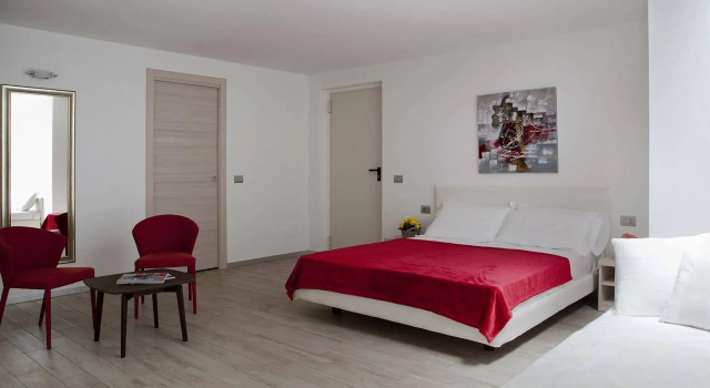 Villa Vittoria with private heated pool & shared sauna - Bellagio Village Residence, Book Apartment Hotels in Como with a Pool, Swimming Pool