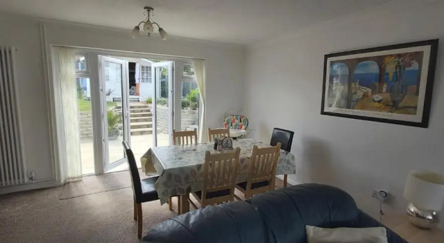 Detached House with Panoramic Sea Views, Book Hotel Hoteller i Cromer med parkering, Parkering