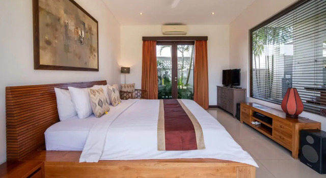 Peaceful Private Villa, 3 BR, Canggu With Staff, Buchen Sie Hotel Canggu Badung