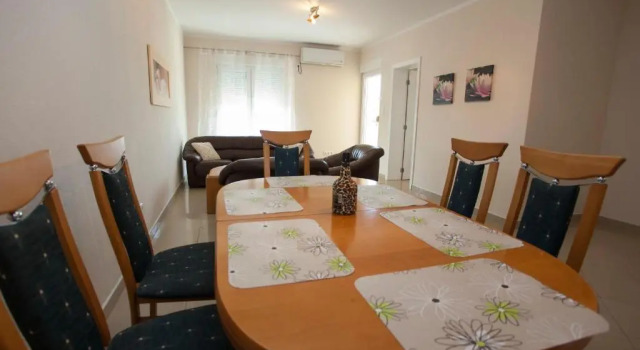 Апартаменты с 2 комнатами с балконом и с видом на море Apartments Damjanovic