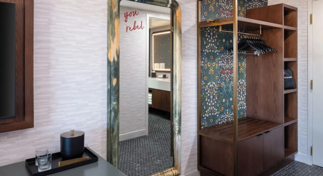 Четырёхместный номер Deluxe The Mecklen Hotel, Charlotte, a Tribute Portfolio Hotel