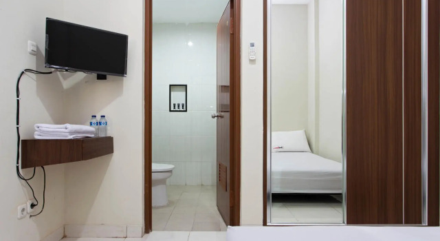 RedDoorz Near Cengkareng Airport, Prenota Hotel Hotel 3 stelle a Tangerang, 3*