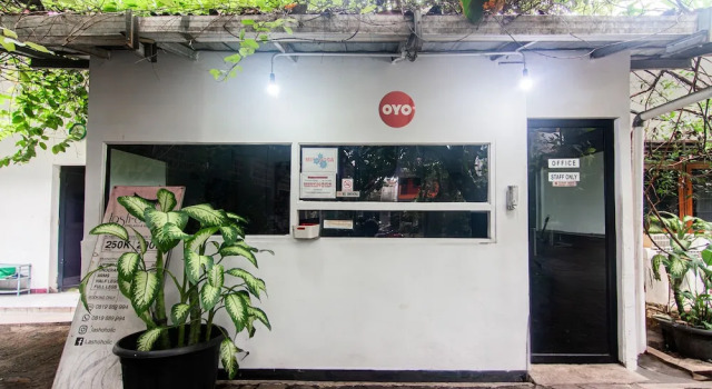 OYO 93691 Minongga Near One Belpark Mall, Book Hotel Jakarta Jakarta Province