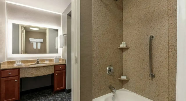Двухместный люкс c 1 комнатой Homewood Suites by Hilton Harrisburg East-Hershey Area