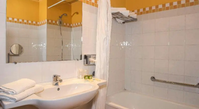 Трёхместный номер Standard Hôtel du Beffroi Gravelines Dunkerque
