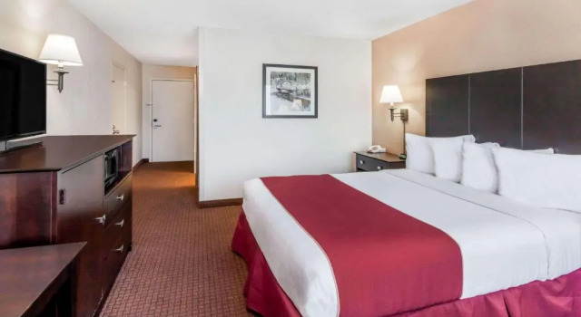 Двухместный номер Standard с видом на внутренний двор Quality Inn & Suites