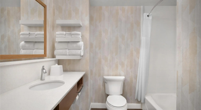 Четырёхместный номер Standard Hampton Inn & Suites Baltimore North/Timonium, MD