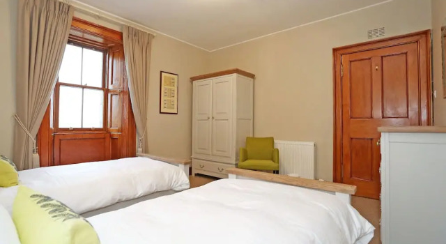 Номер Standard с 3 комнатами с видом на море Aberdeen Lighthouse Cottages - coastal, dolphins