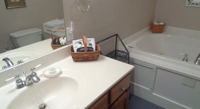 Suite Wampler House
