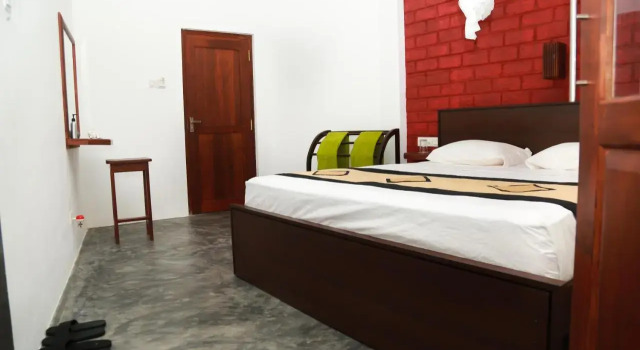 Four season Guest house, Забронировать Гостевой дом Гостевые дома Тангаллы, рядом с Tangalle Lagoon, Гостевой дом