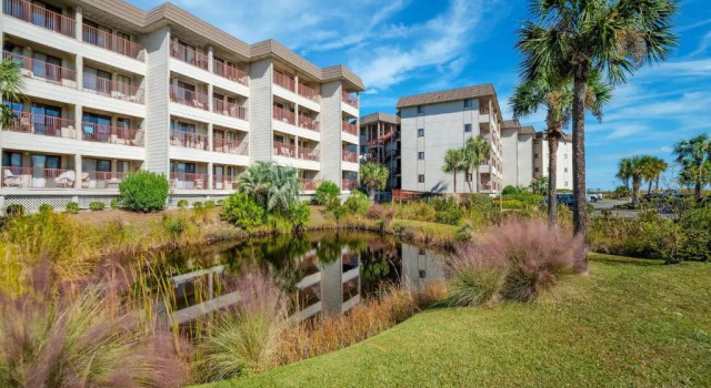 Beach & Tennis Admirals Row 105, Ocean Front, 1 Bedroom, 2 Pools, Tennis