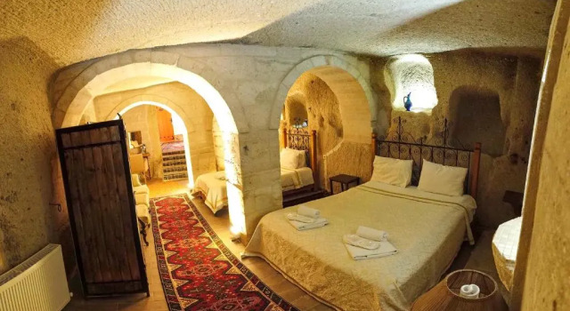Трёхместный номер Standard с видом на сад Angel Cave Suite