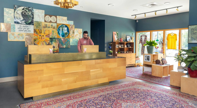 East Austin Hotel, Забронировать Отель Отели Остина 3 звезды, рядом с Здание отеля Driskill, 3*