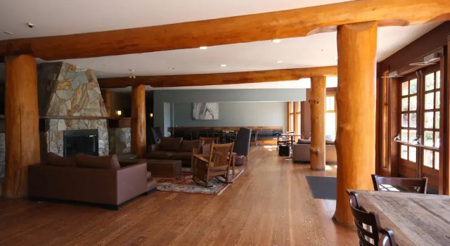 Snow Creek Lodge by Fernie Lodging Co, Buchen Sie Ferienwohnung Fernie British Columbia