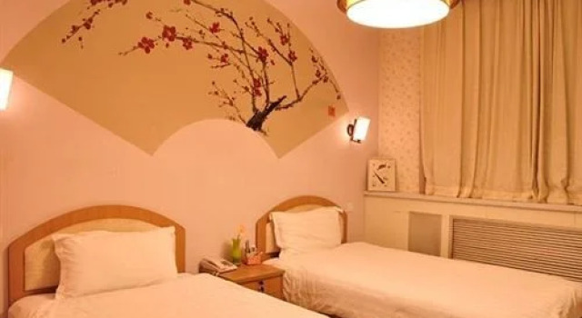 Victory Star Inn, Book Hotel Hotels in Shangdi with Parking, Parking
